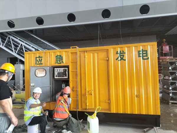 桐梓怎样判断空气滤清器是否需要更换？